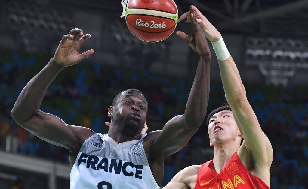 快船胜国王，全队表现神勇的简单介绍