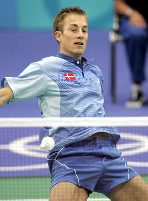 丹麦羽毛球队血洗英格兰羽毛球队，陶菲克绝境逆转的简单介绍