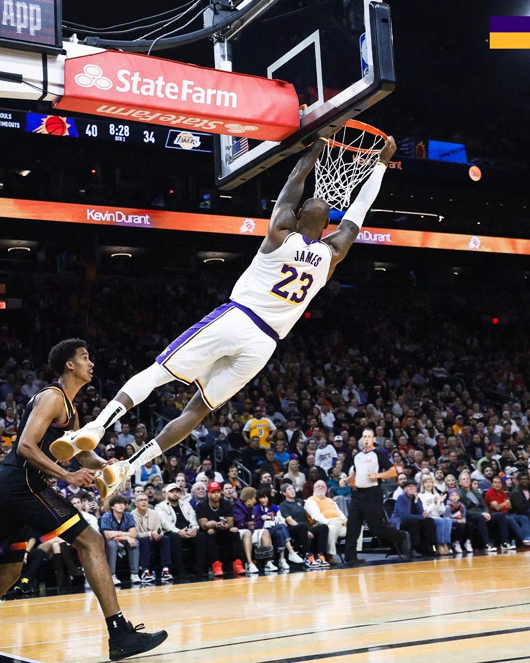 开云体育登录-太阳鏖战马刺，詹姆斯状态火热