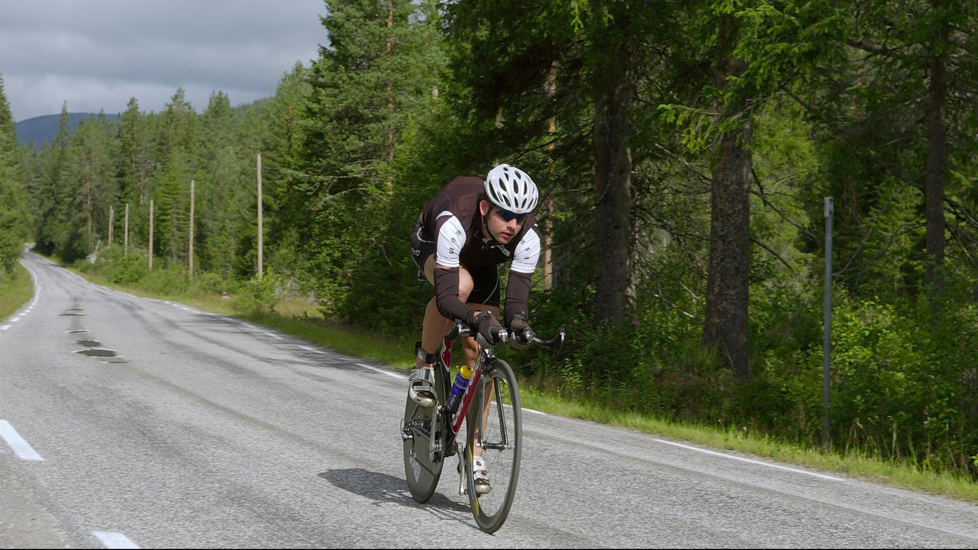 双线交织,北京队战术压制活塞,奥运倒计时中文班亚马接管关键战