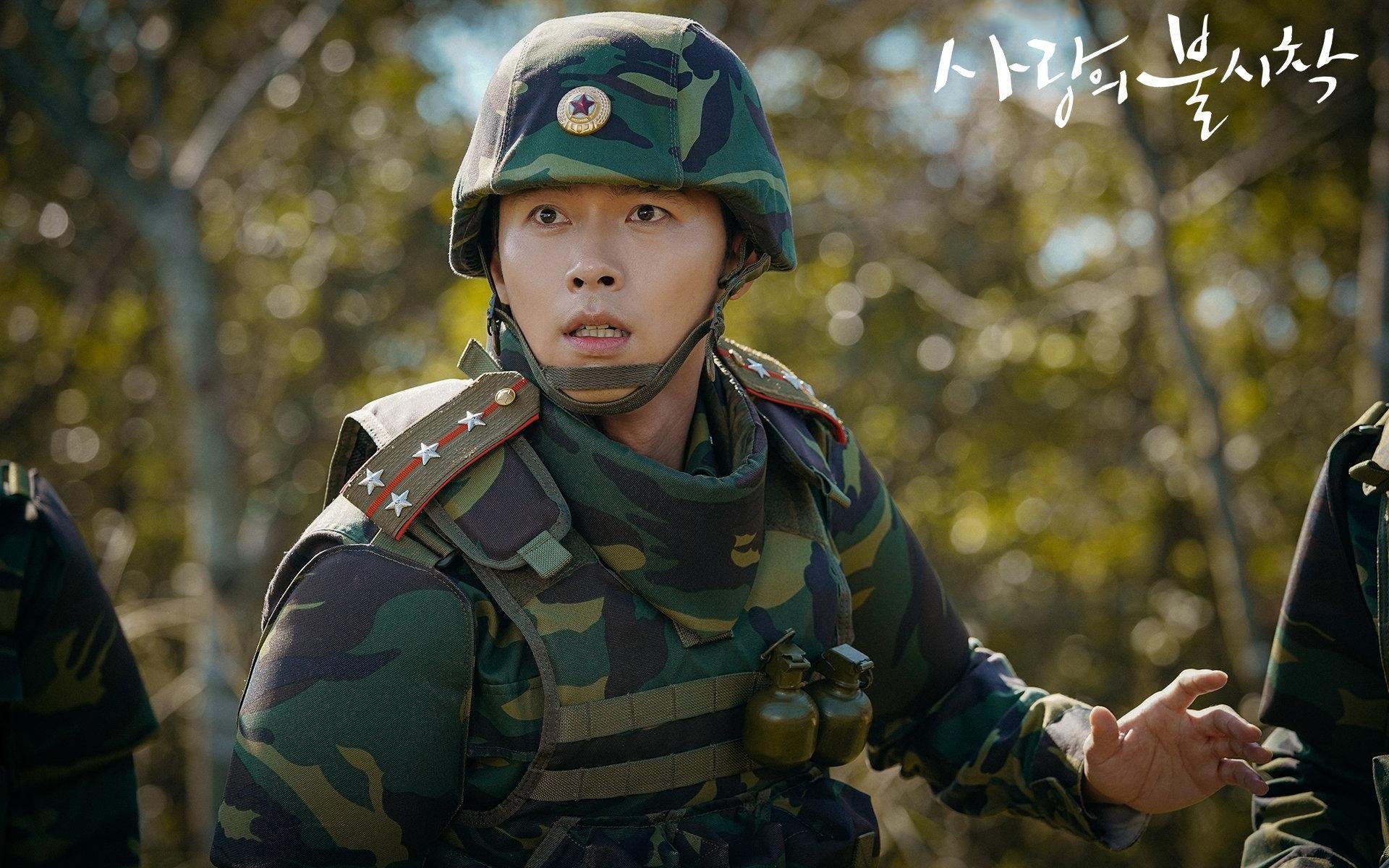 开云体育APP下载-蓝白节奏唤醒紫色文艺复兴，托尼如何在阿根廷韵律中成为佛罗伦萨的关键先生