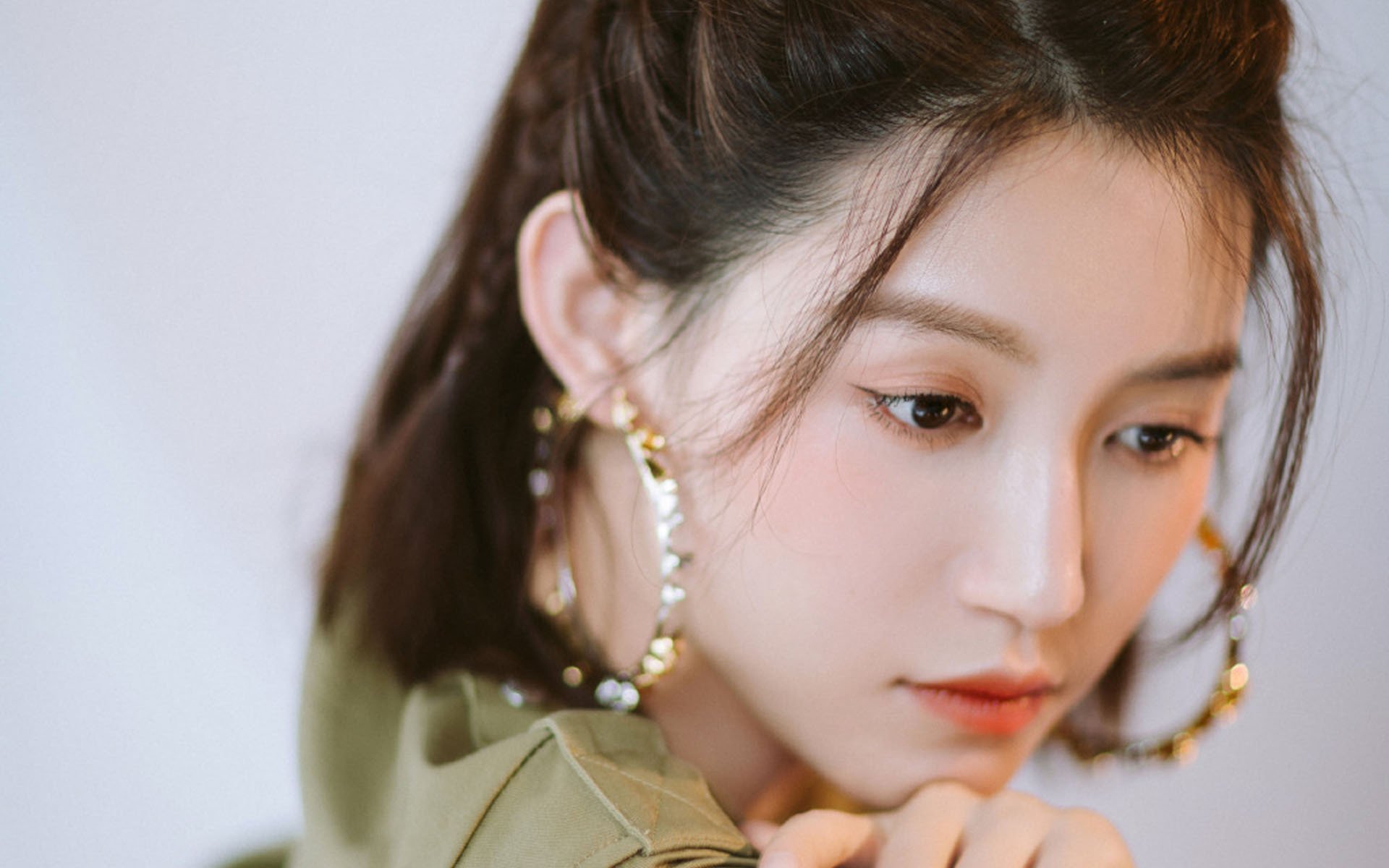 伊萨克，国家德比的北欧焰火