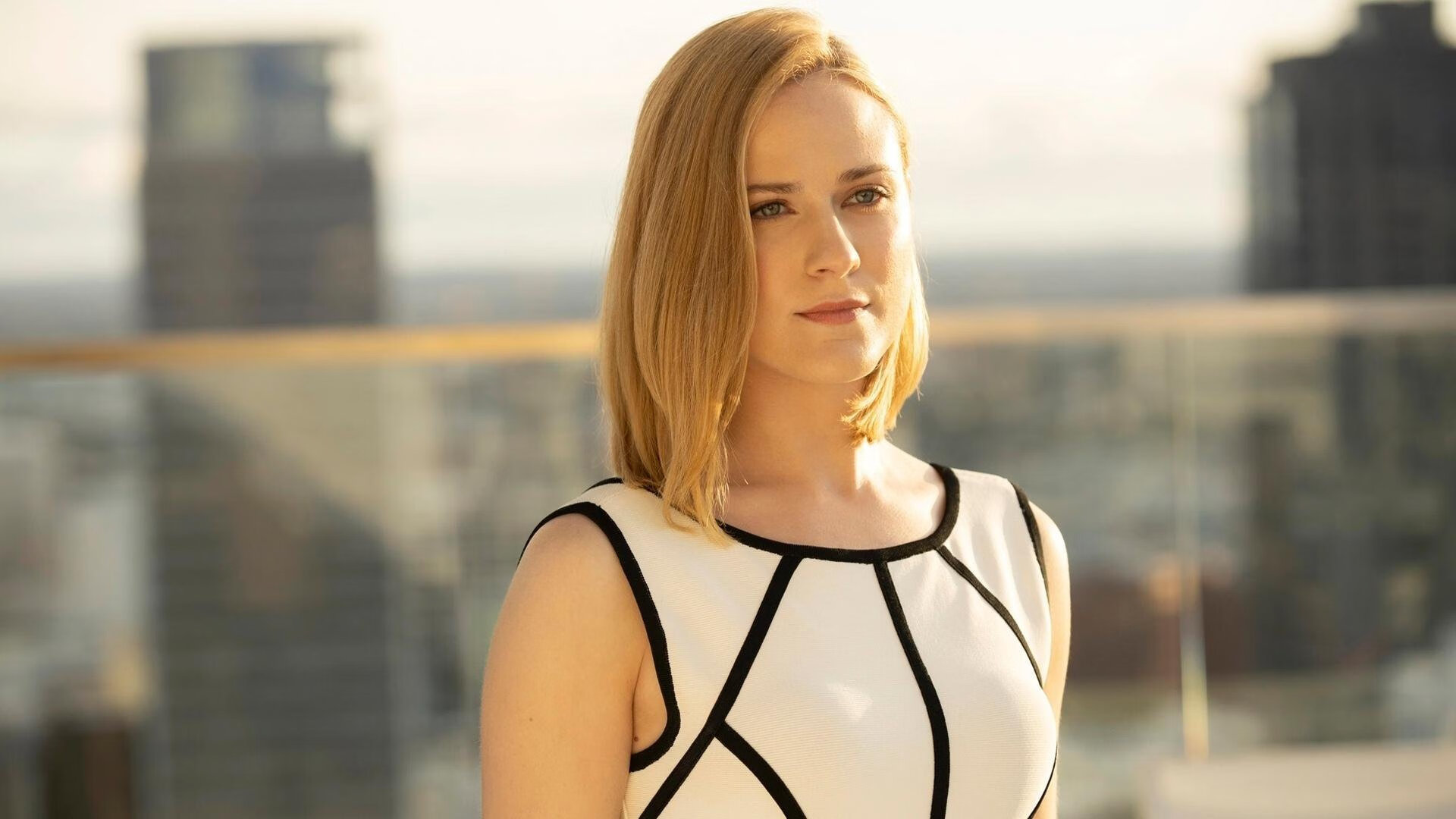 开云体育登录-维尼修斯个人能力闪耀欧洲足坛，苏格兰球队爆冷力克巴萨书写奇迹