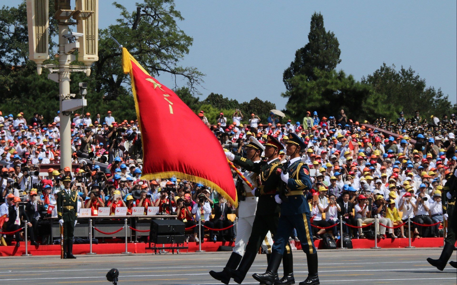 爆冷之夜，韩国力克塞维利亚，皮克关键先生虽败犹荣